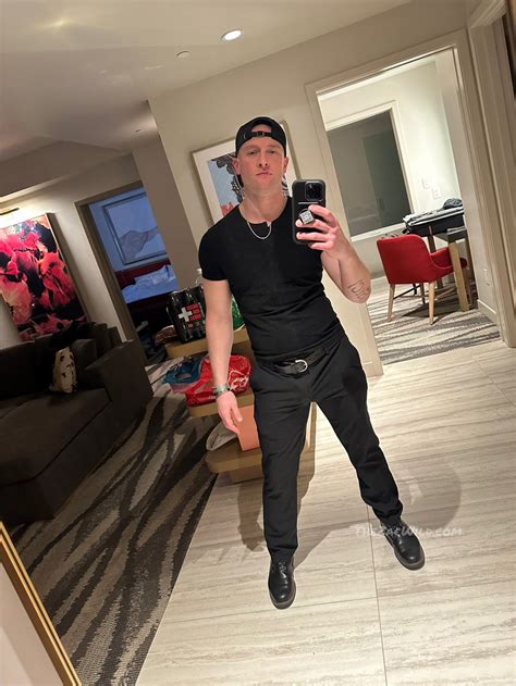 zac wild twitter